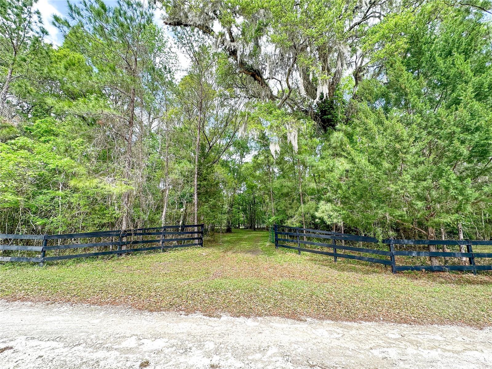 Image 12 of 27 For 00 40 Ct Road