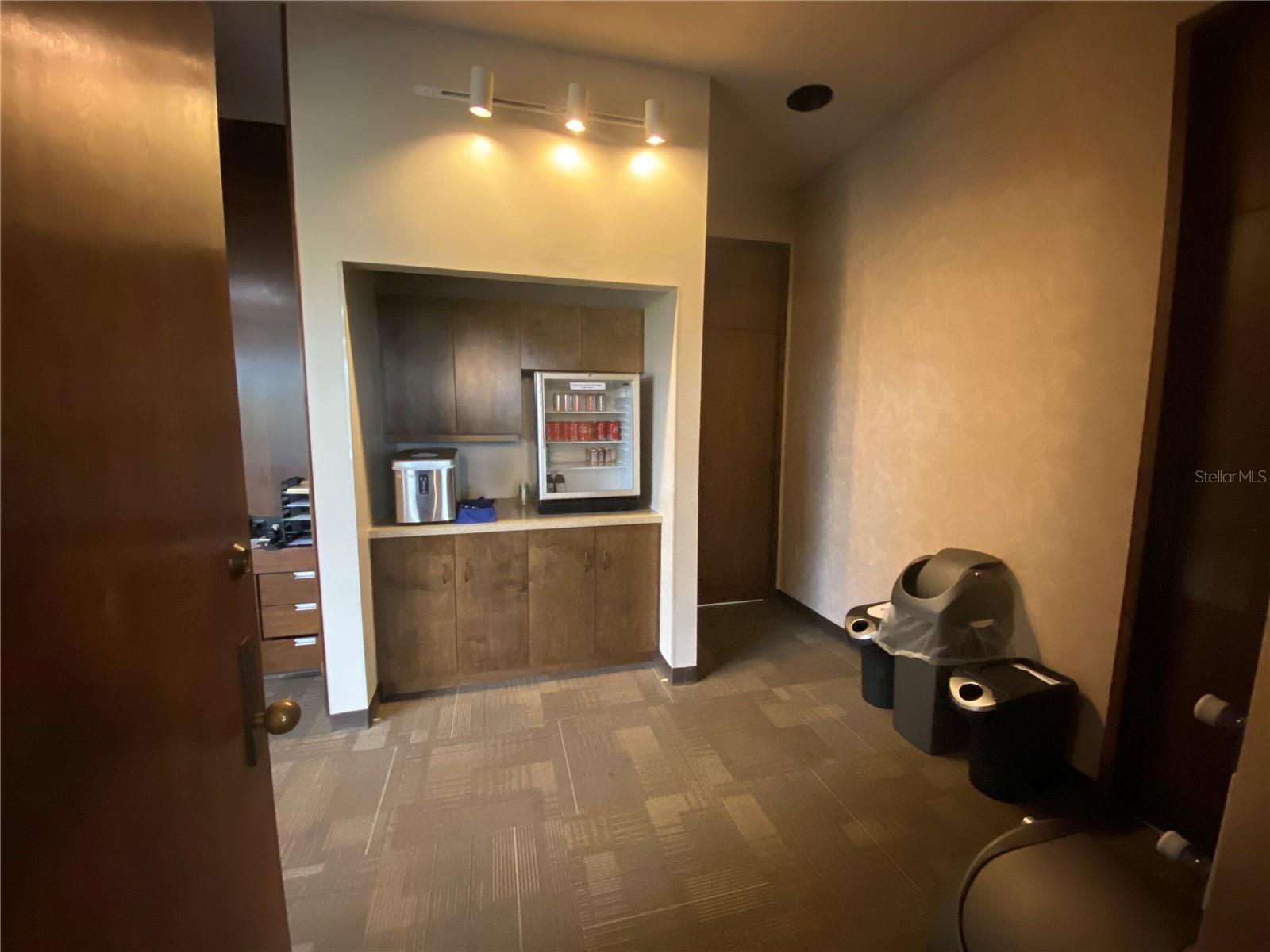 Image 4 of 20 For 2815 13th Street 4th Floor