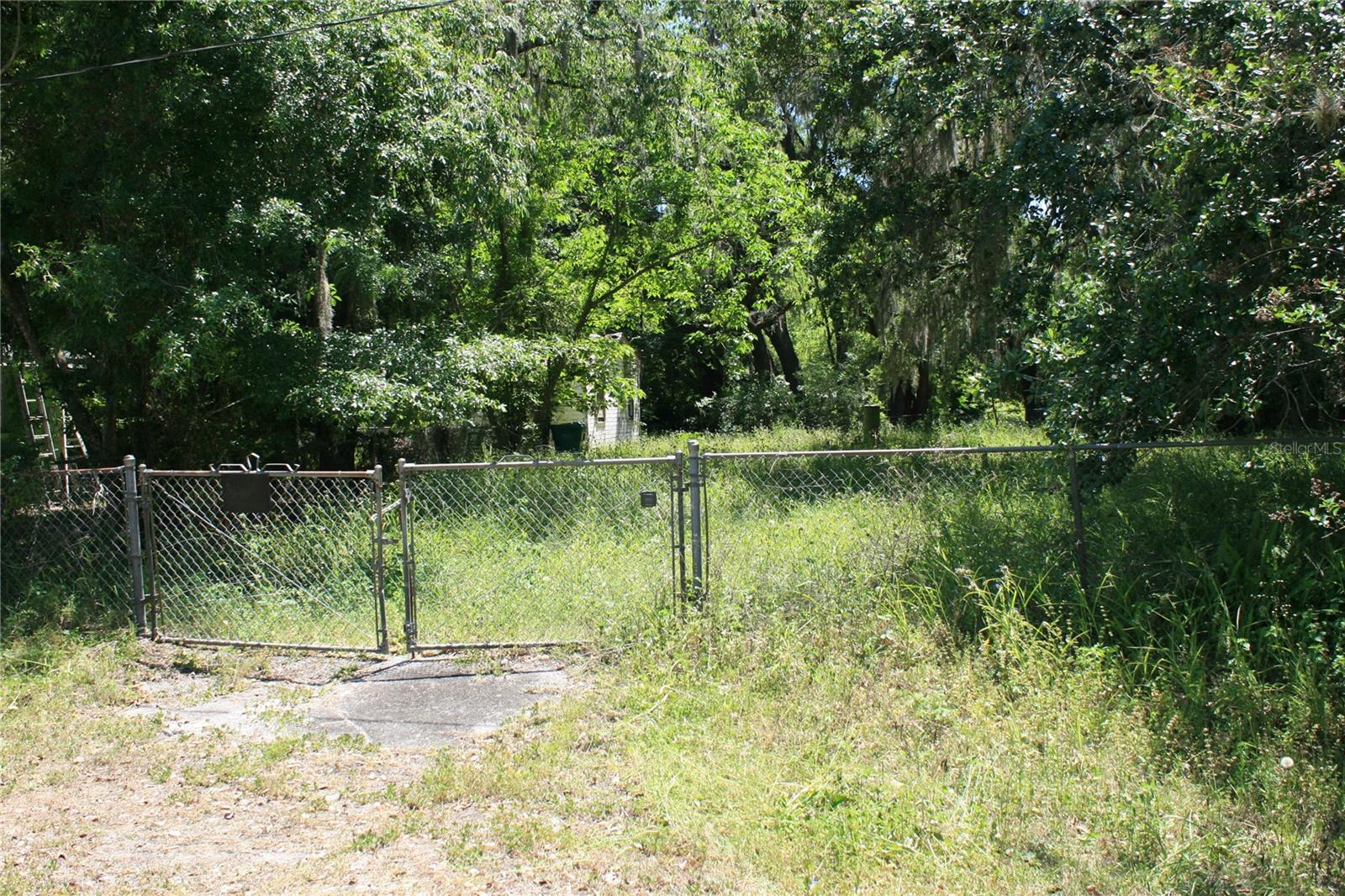 Image 8 of 14 For 21646 58th Court