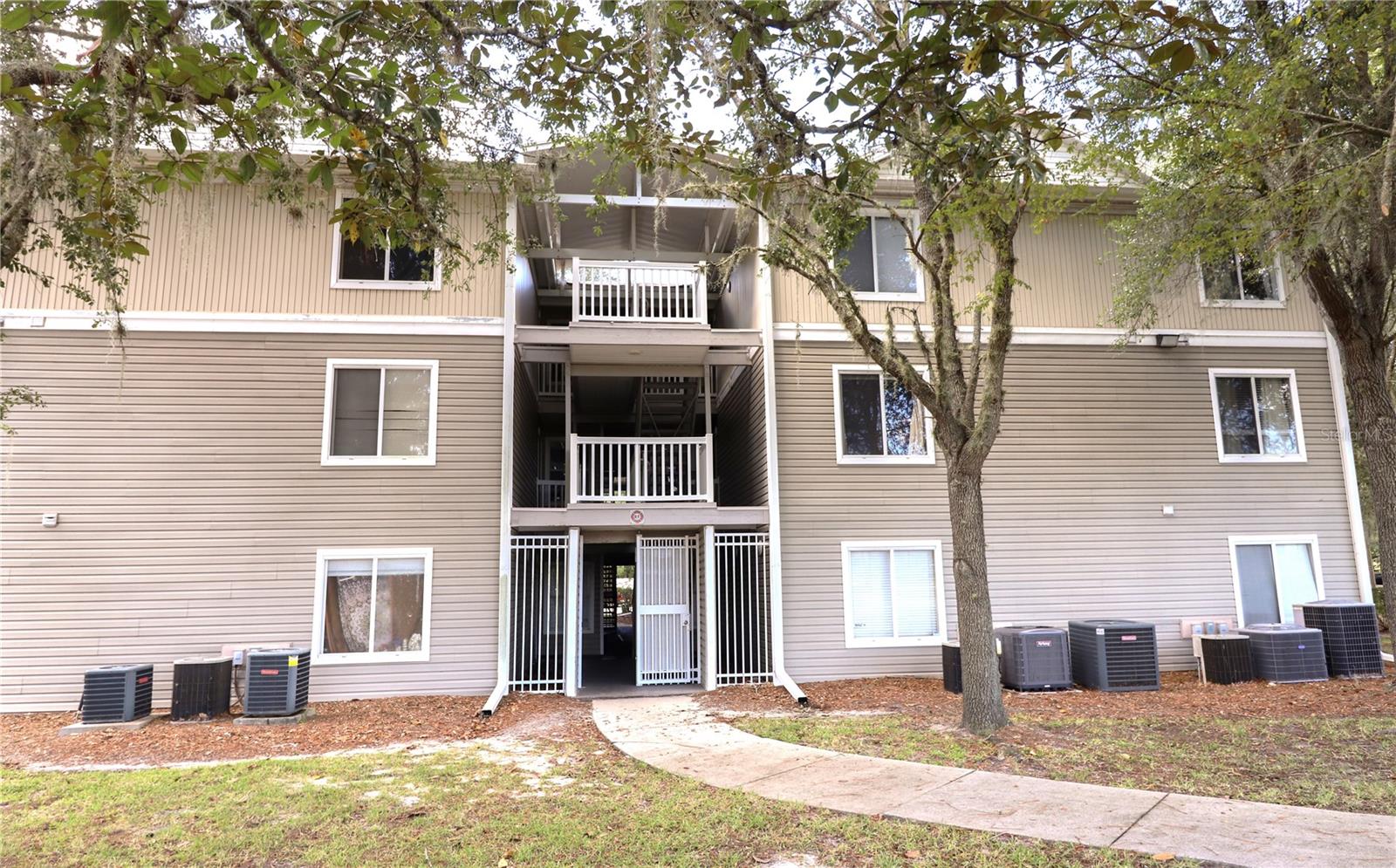 Details for 4000 23rd Street 5-307 Room, GAINESVILLE, FL 32608