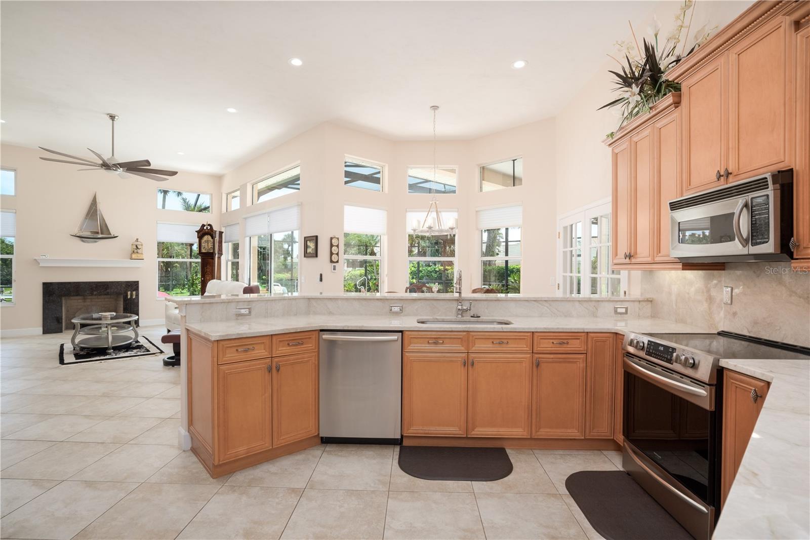 Image 30 of 66 For 73 Island Estates Parkway