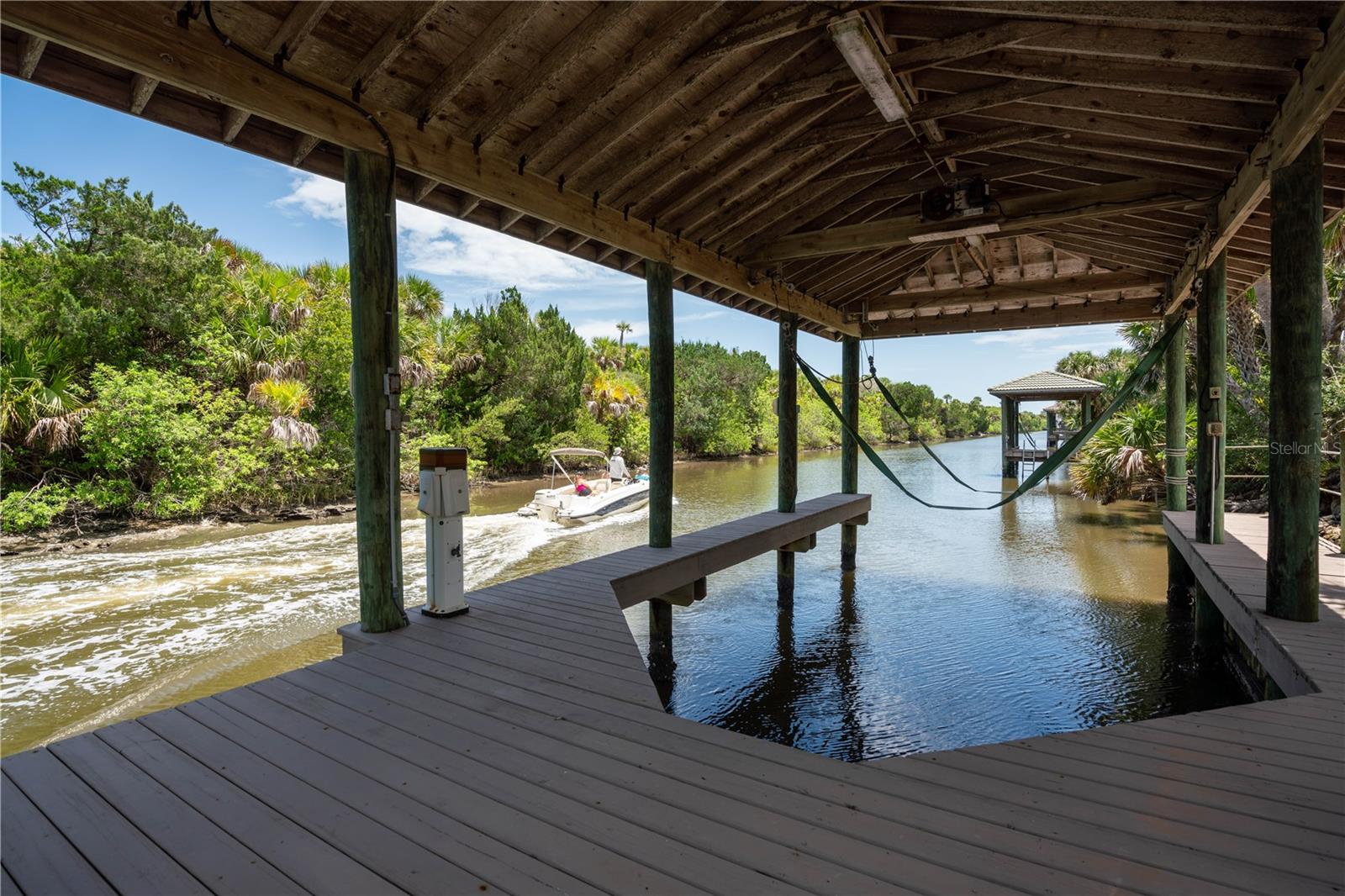 Image 6 of 66 For 73 Island Estates Parkway