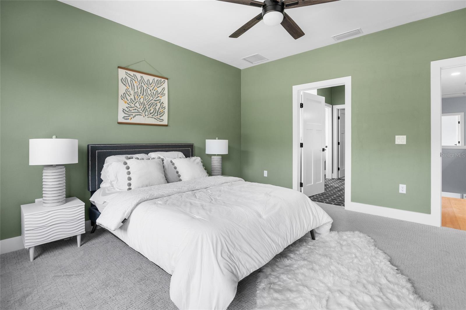 Image 20 of 44 For 716 131 Street