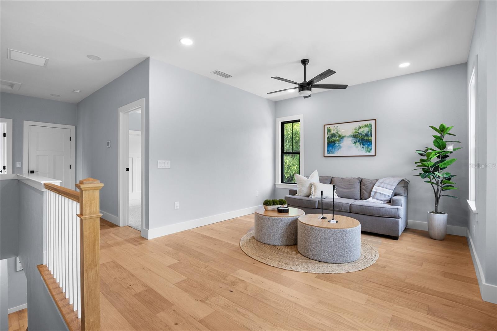 Image 23 of 44 For 716 131 Street