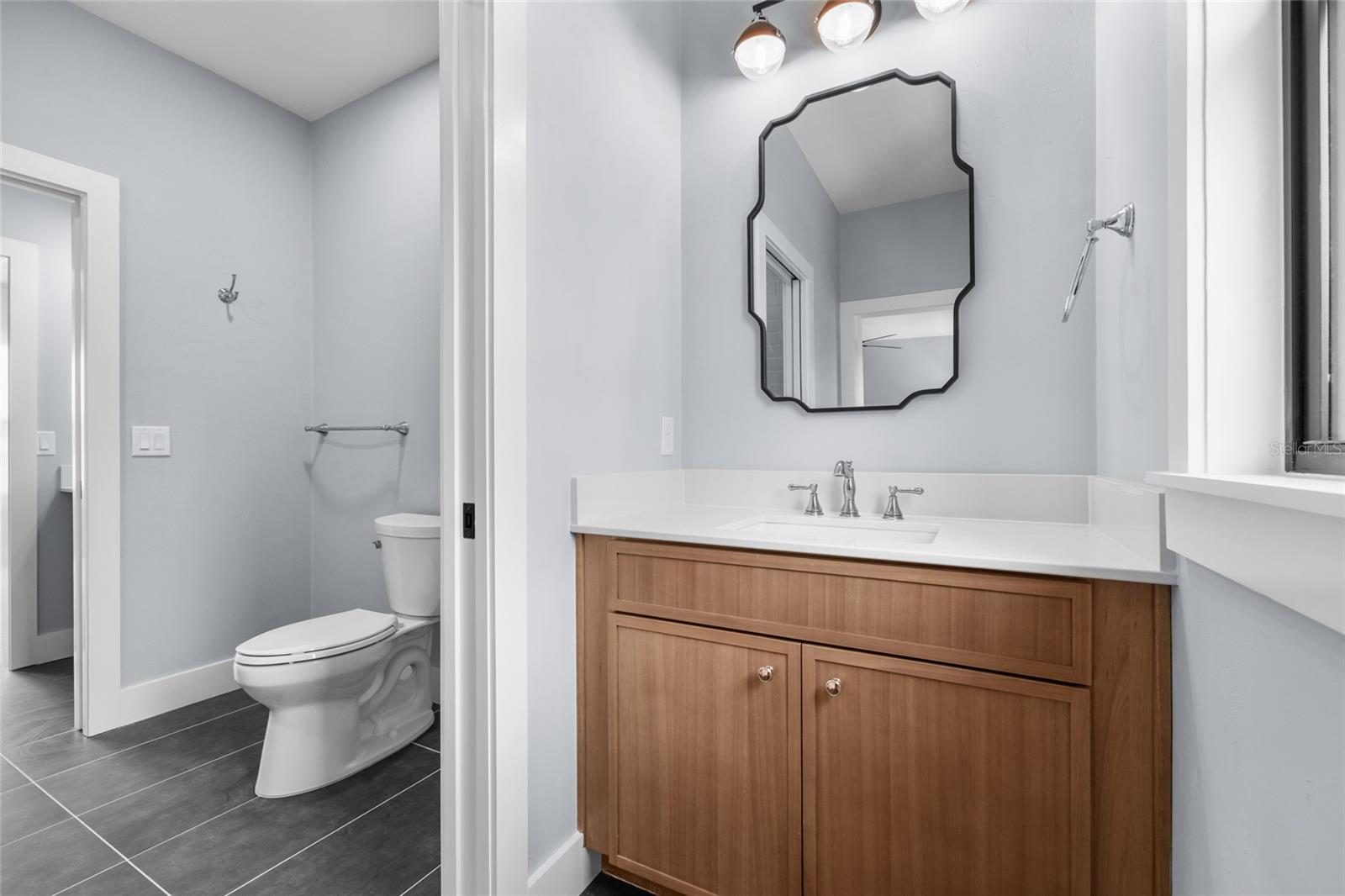 Image 27 of 44 For 716 131 Street