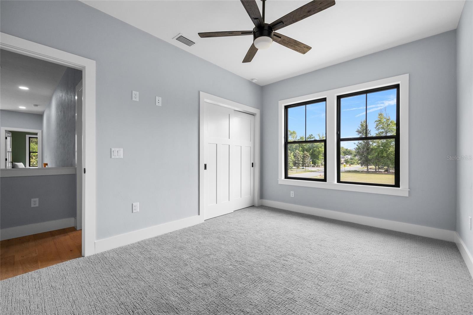 Image 29 of 44 For 716 131 Street