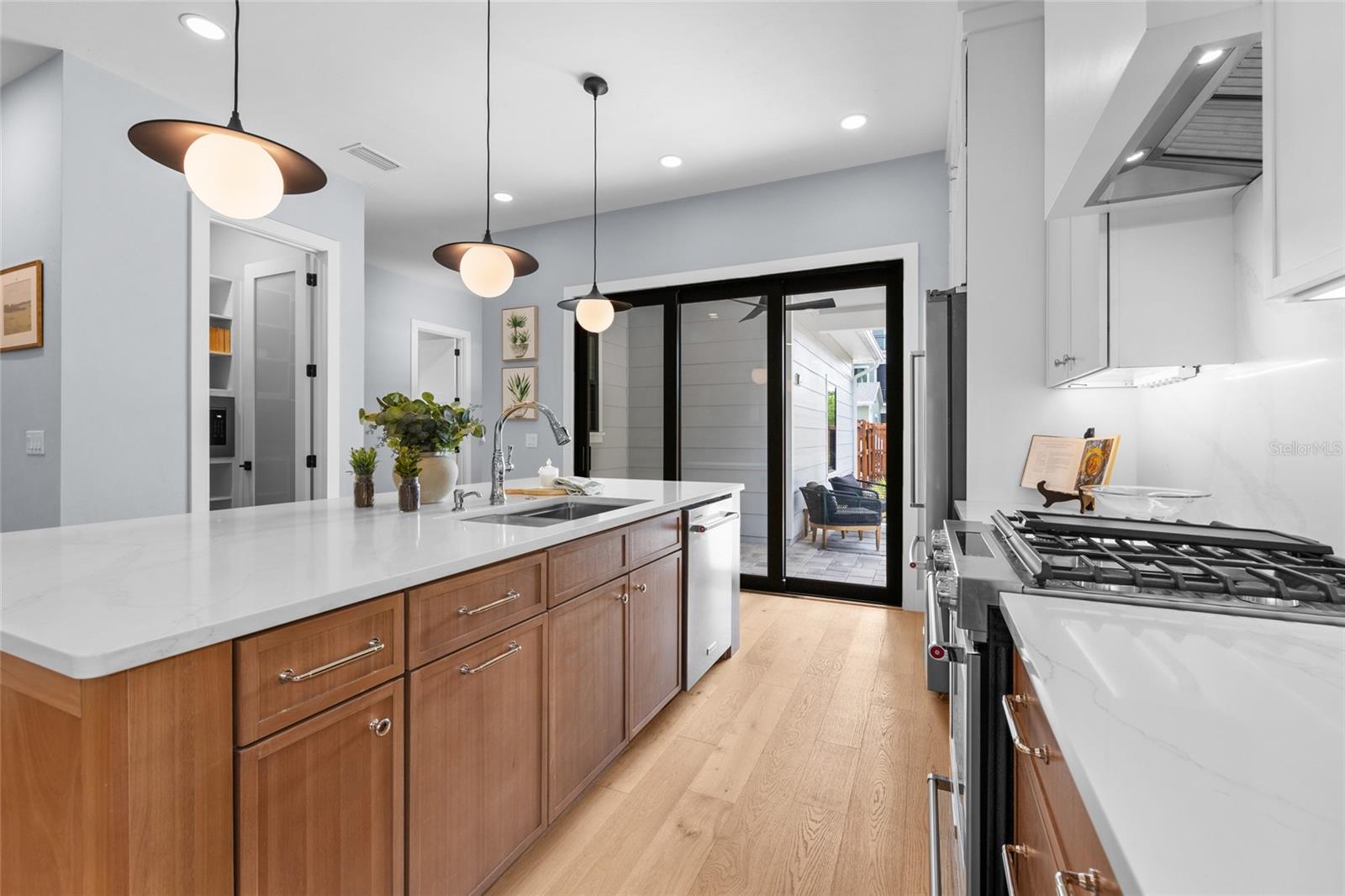 Image 34 of 44 For 716 131 Street
