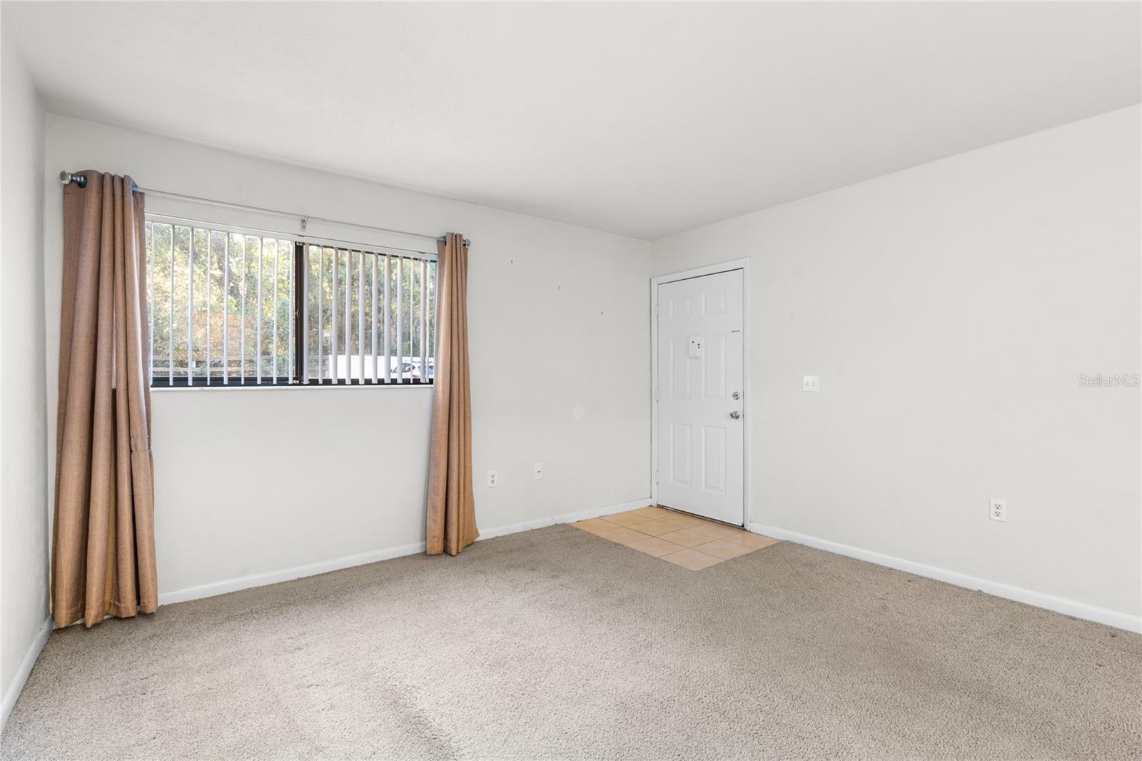 Image 4 of 19 For 1923 23rd Boulevard 101