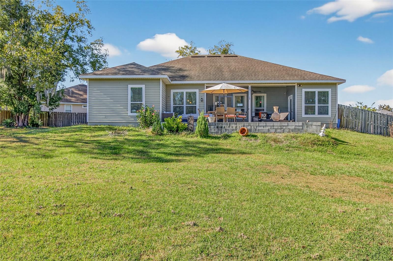 Listing photo id 39 for 14825 151st Lane