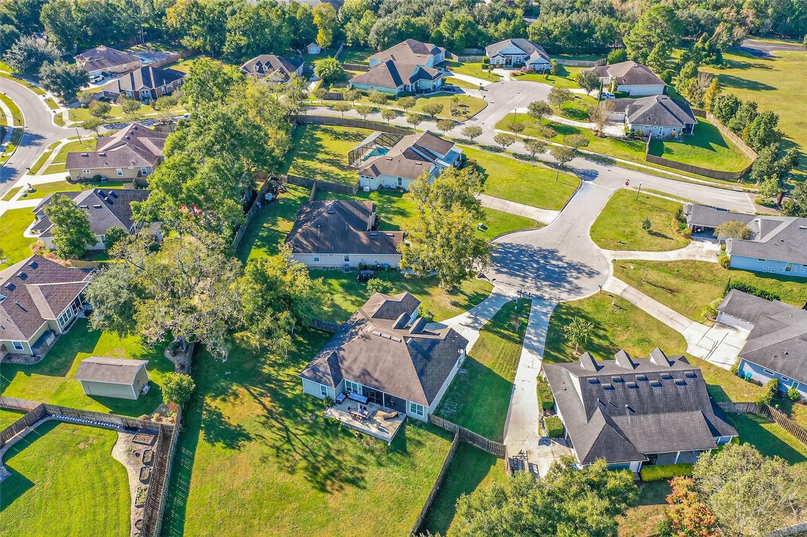 Listing photo id 46 for 14825 151st Lane