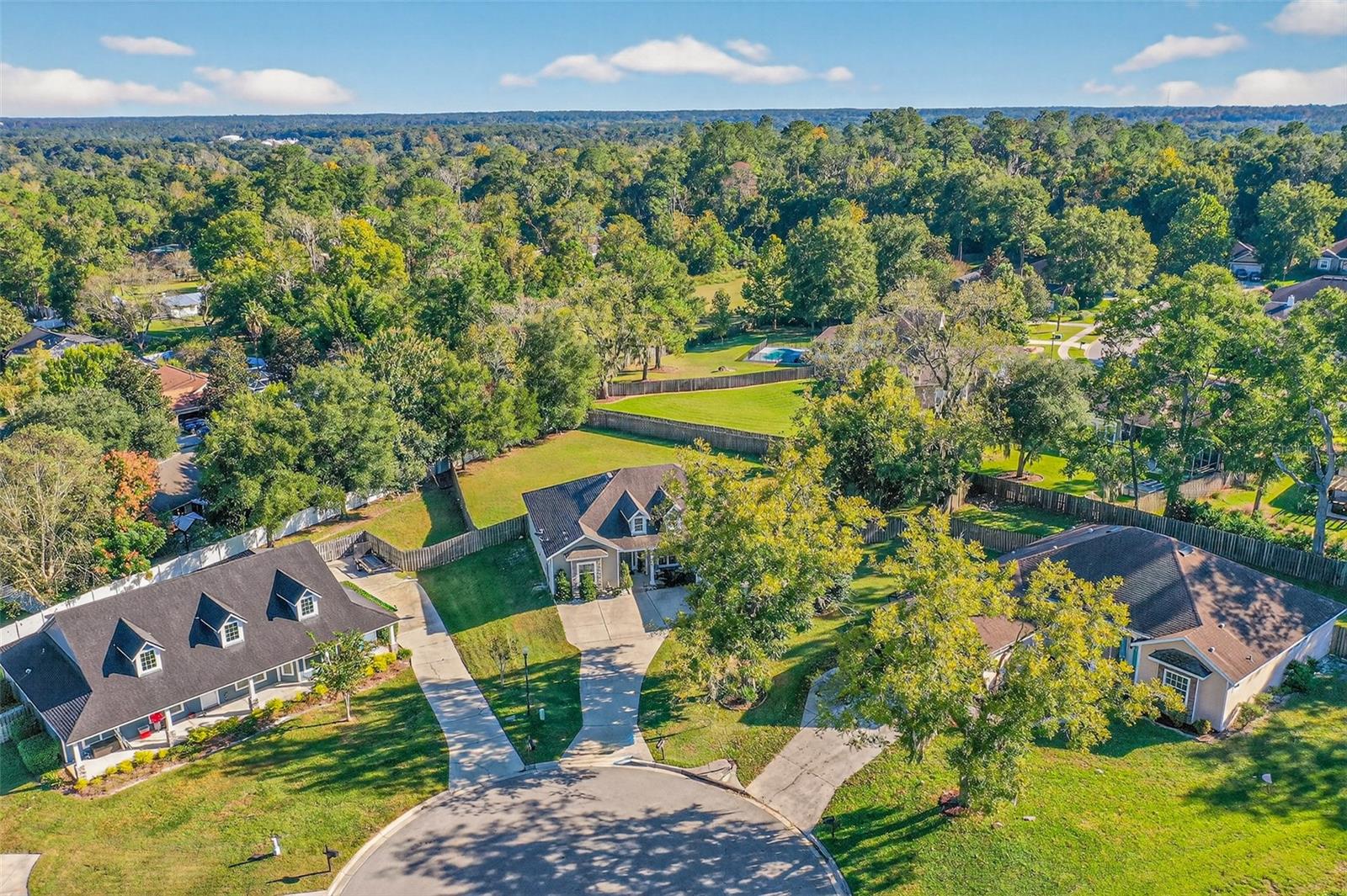 Listing photo id 49 for 14825 151st Lane