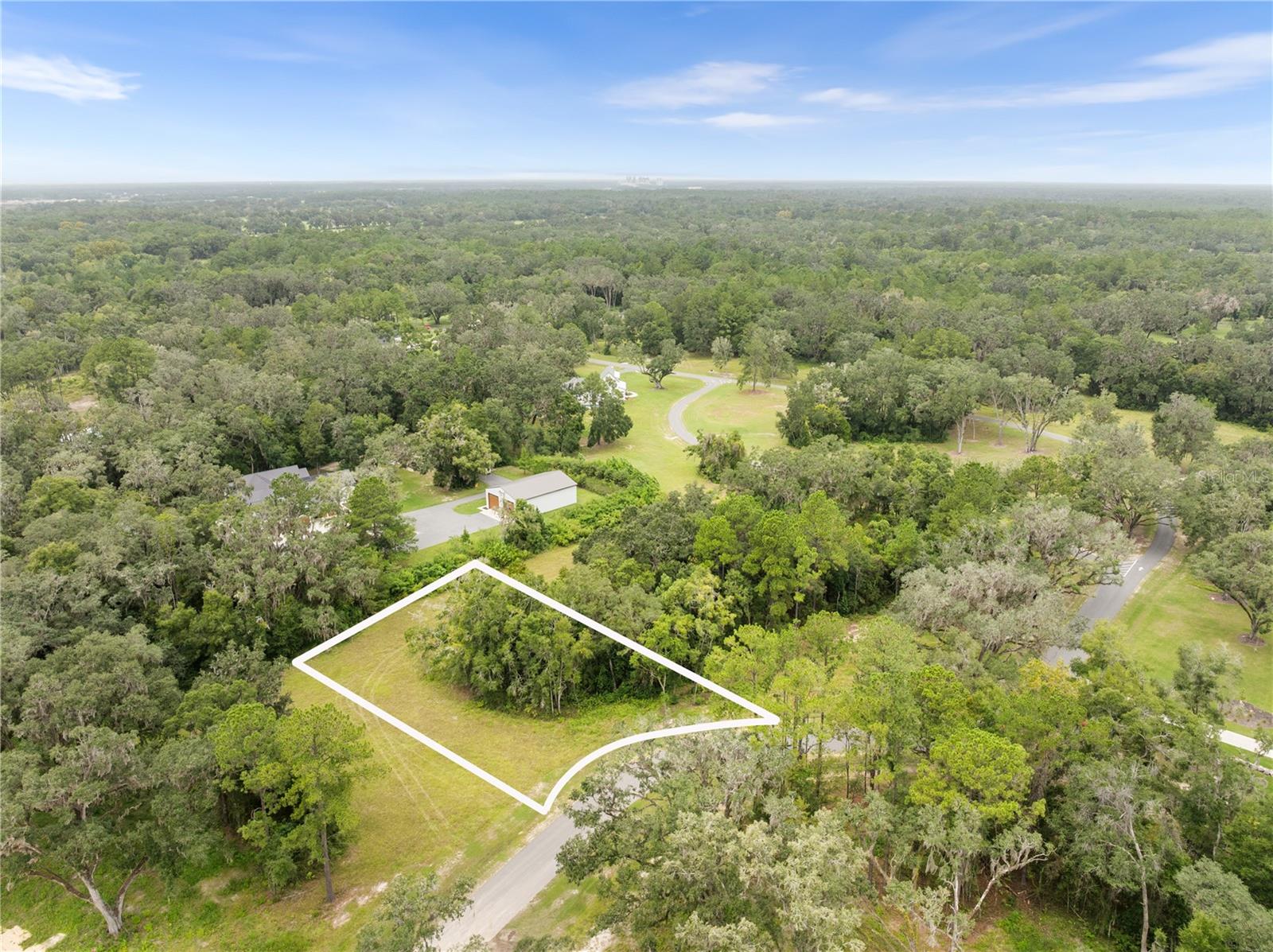 Image 5 of 8 For 17197 11 Court