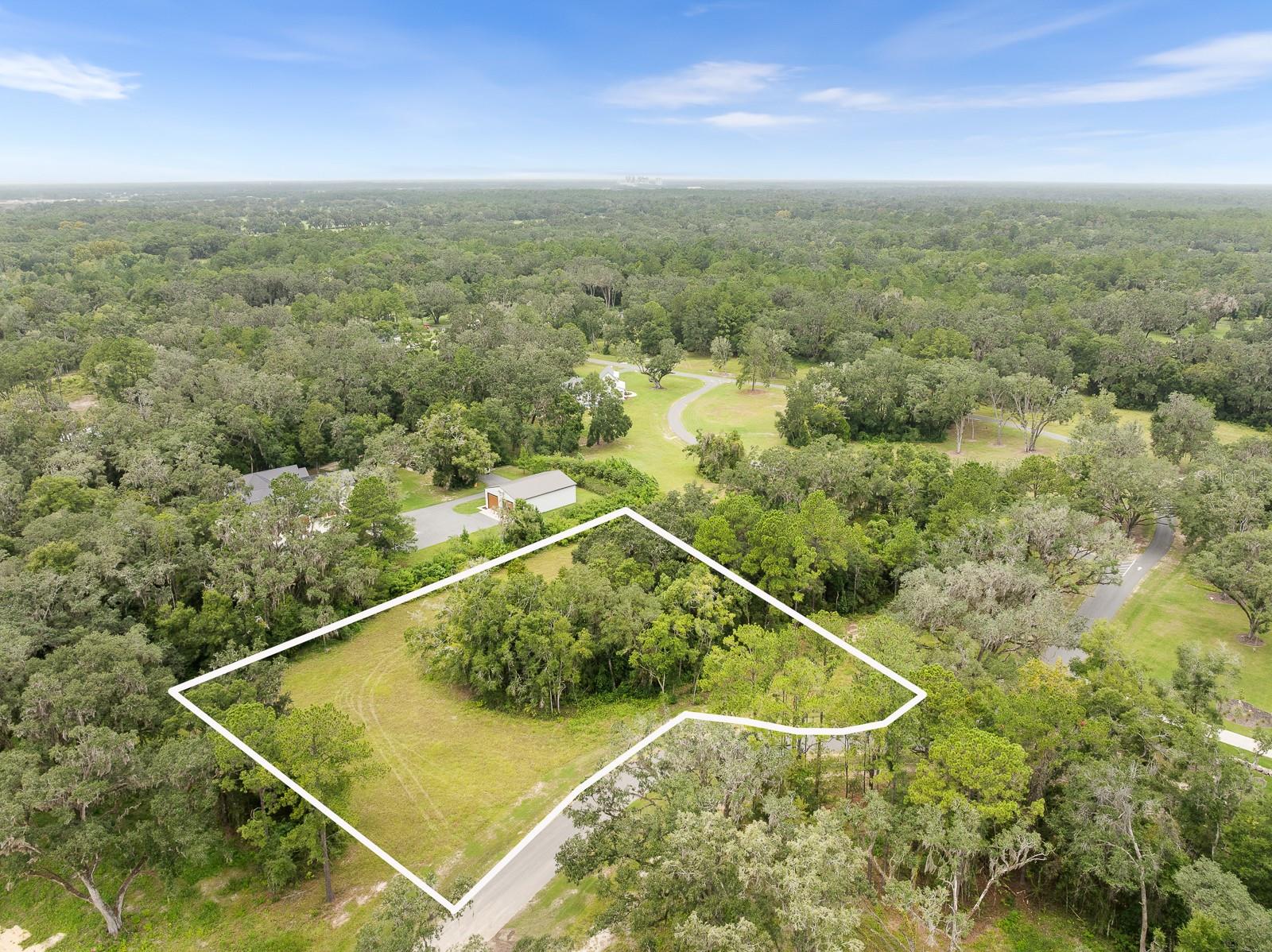 Image 8 of 8 For 17197 11 Court