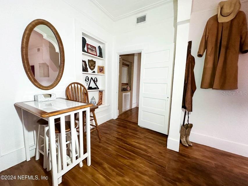 Image 18 of 38 For 200 Adkins Street