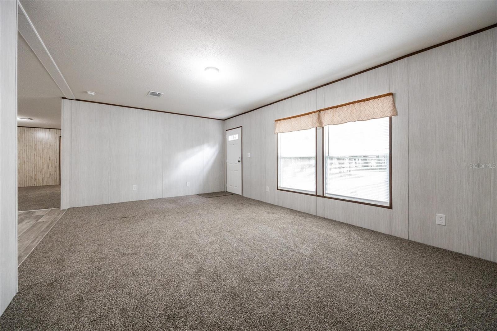 Image 26 of 65 For 5131 86th Street
