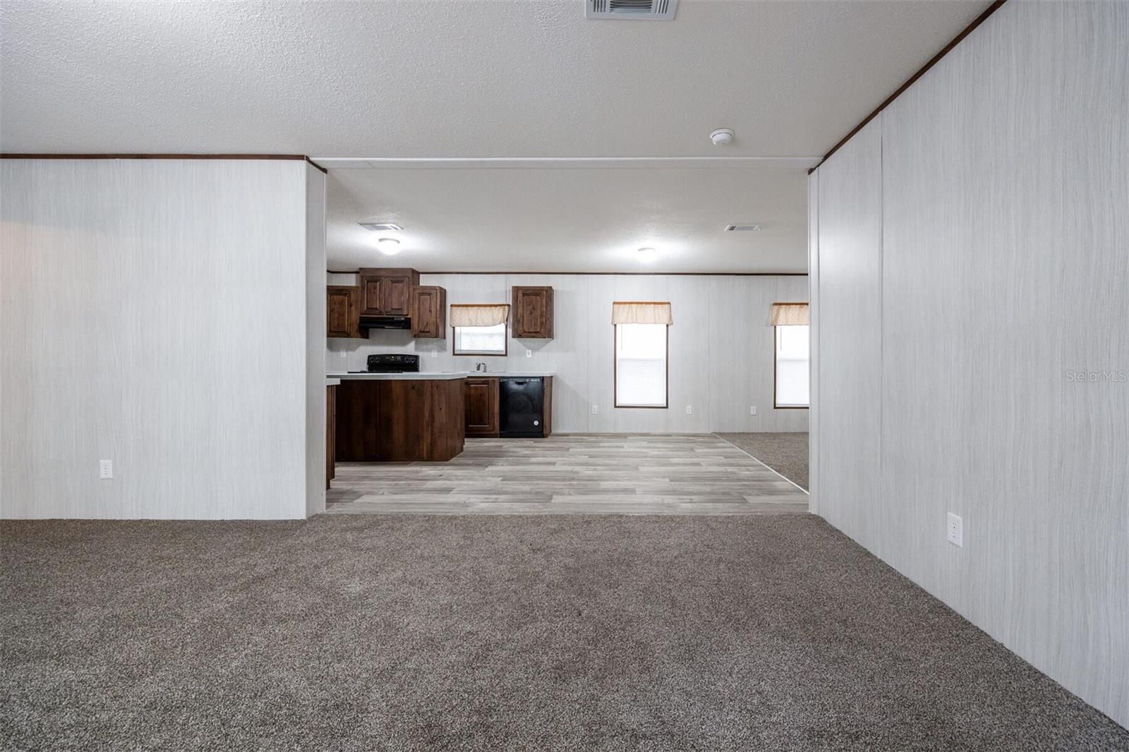 Image 28 of 65 For 5131 86th Street