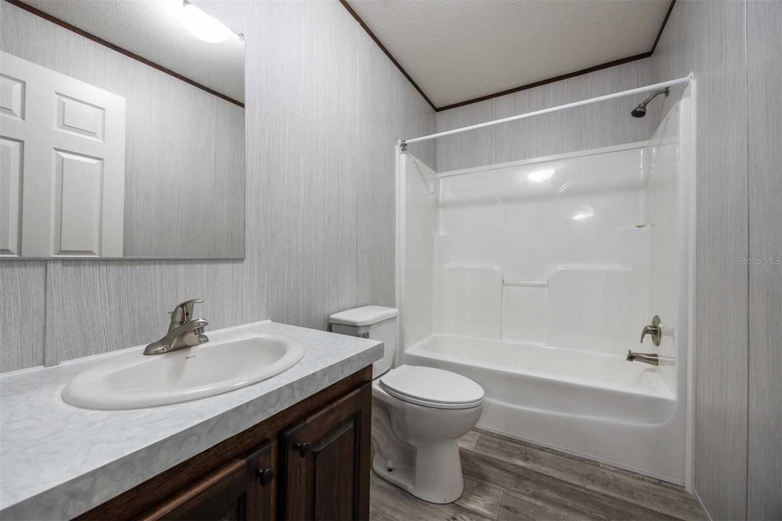 Image 53 of 65 For 5131 86th Street