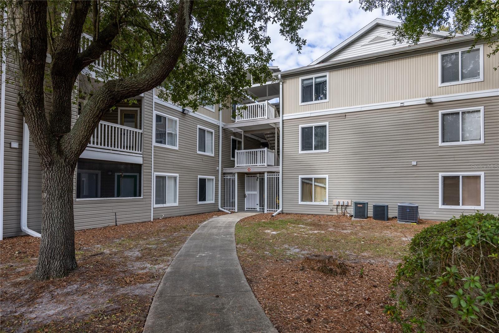 Image 3 of 26 For 4000 23rd Street 5-207