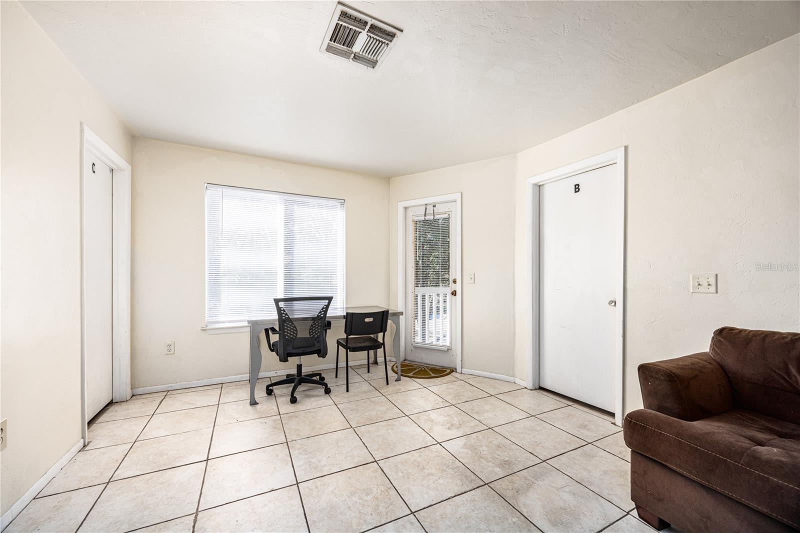 Image 7 of 26 For 4000 23rd Street 5-207