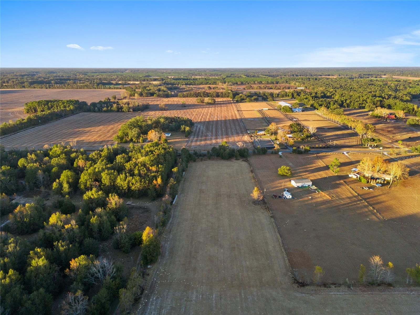 Image 16 of 18 For  46th Avenue 