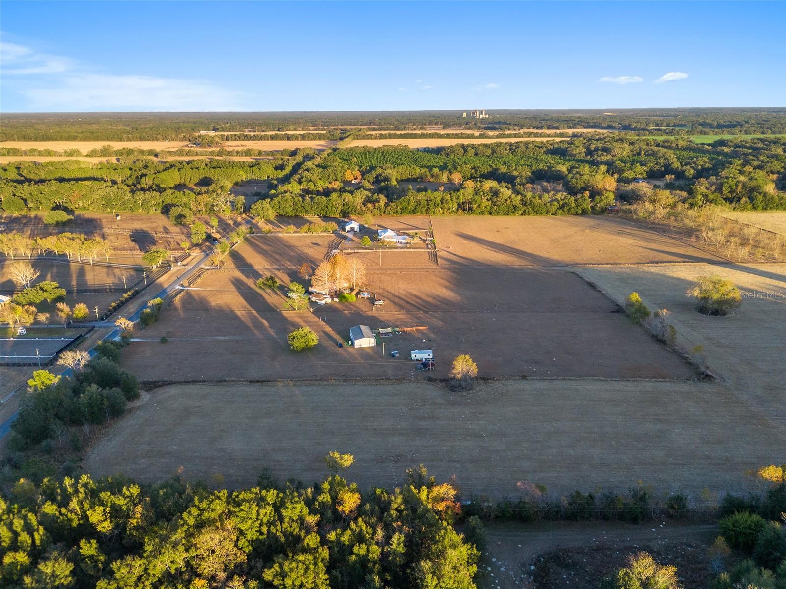 Image 18 of 18 For  46th Avenue 