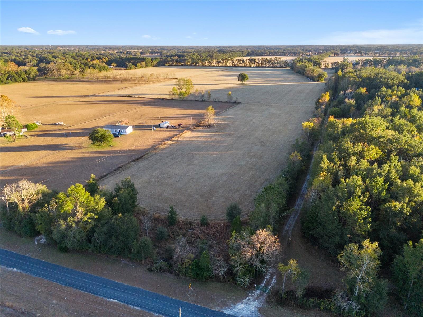 Image 7 of 18 For  46th Avenue 