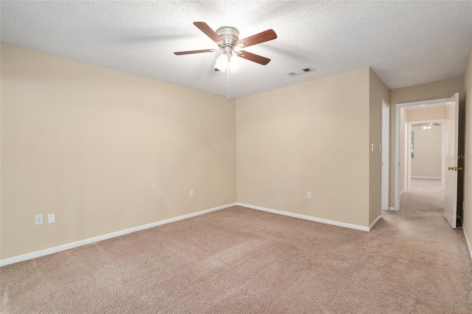 Image 17 of 45 For 2676 14th Drive 323