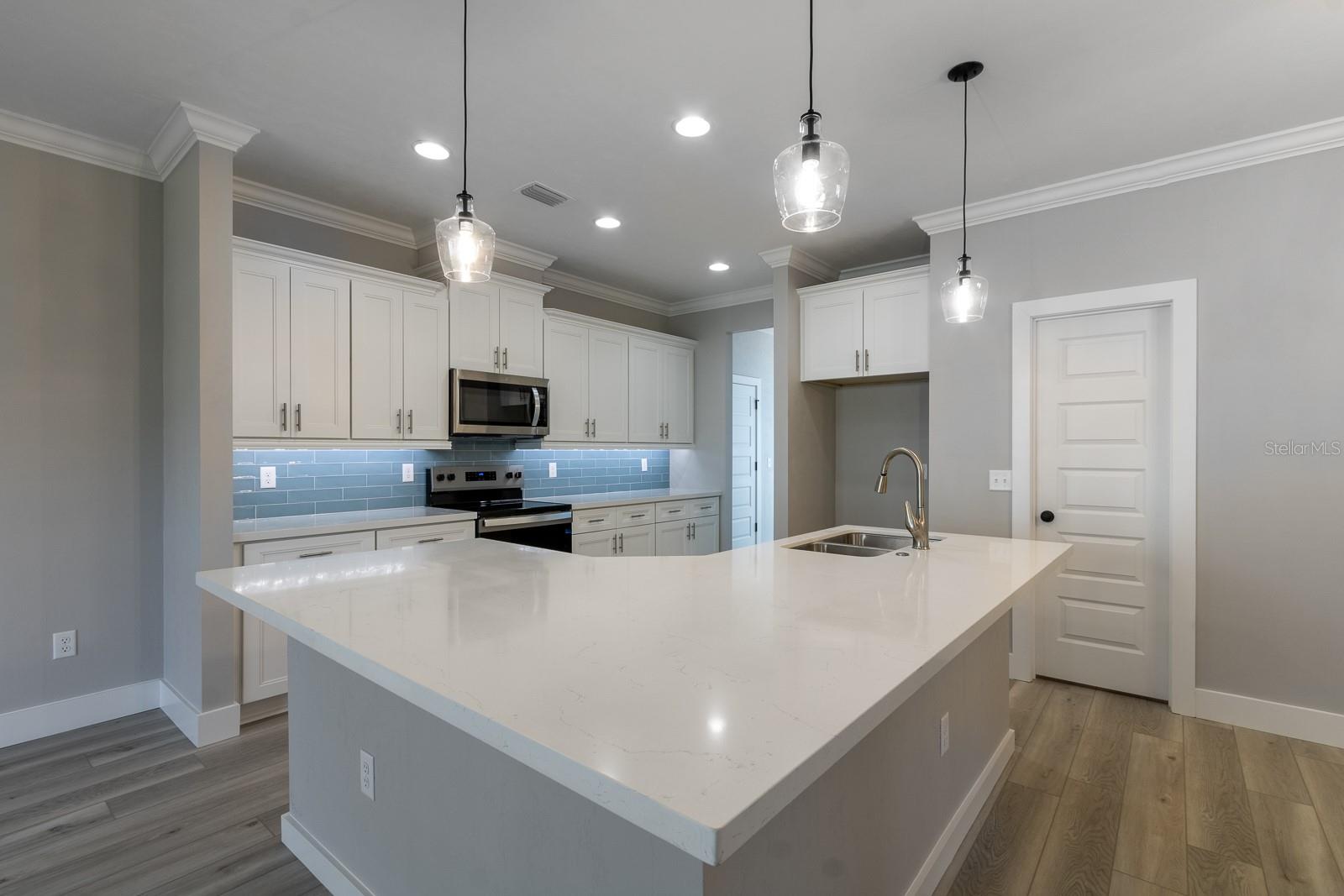 Image 5 of 29 For 11878 15th Road