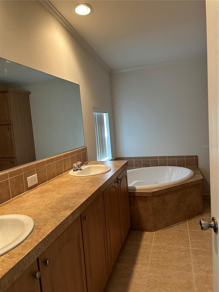 Image 14 of 17 For 12003 225th Drive