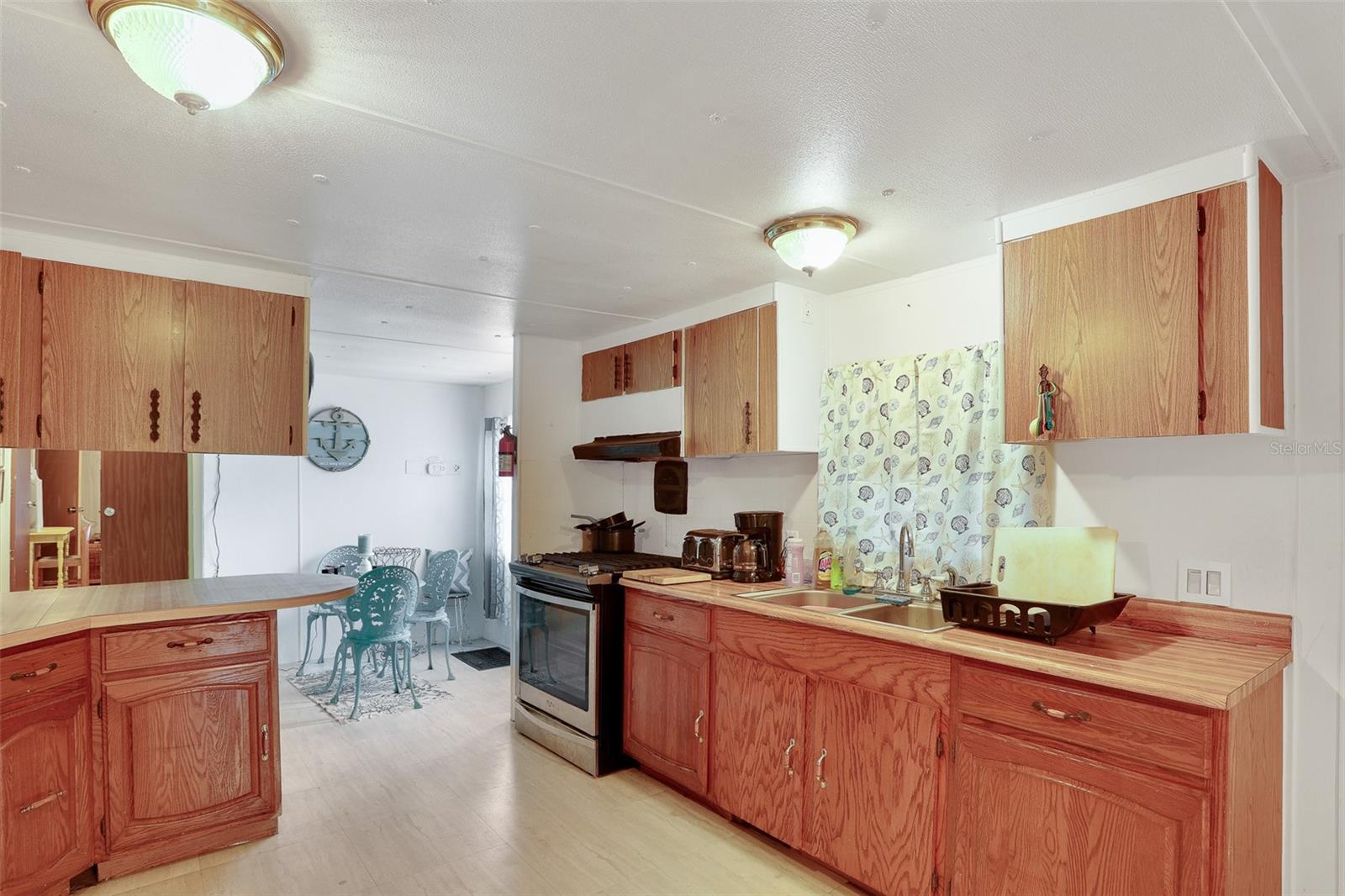 Image 5 of 36 For 7629 111th Place