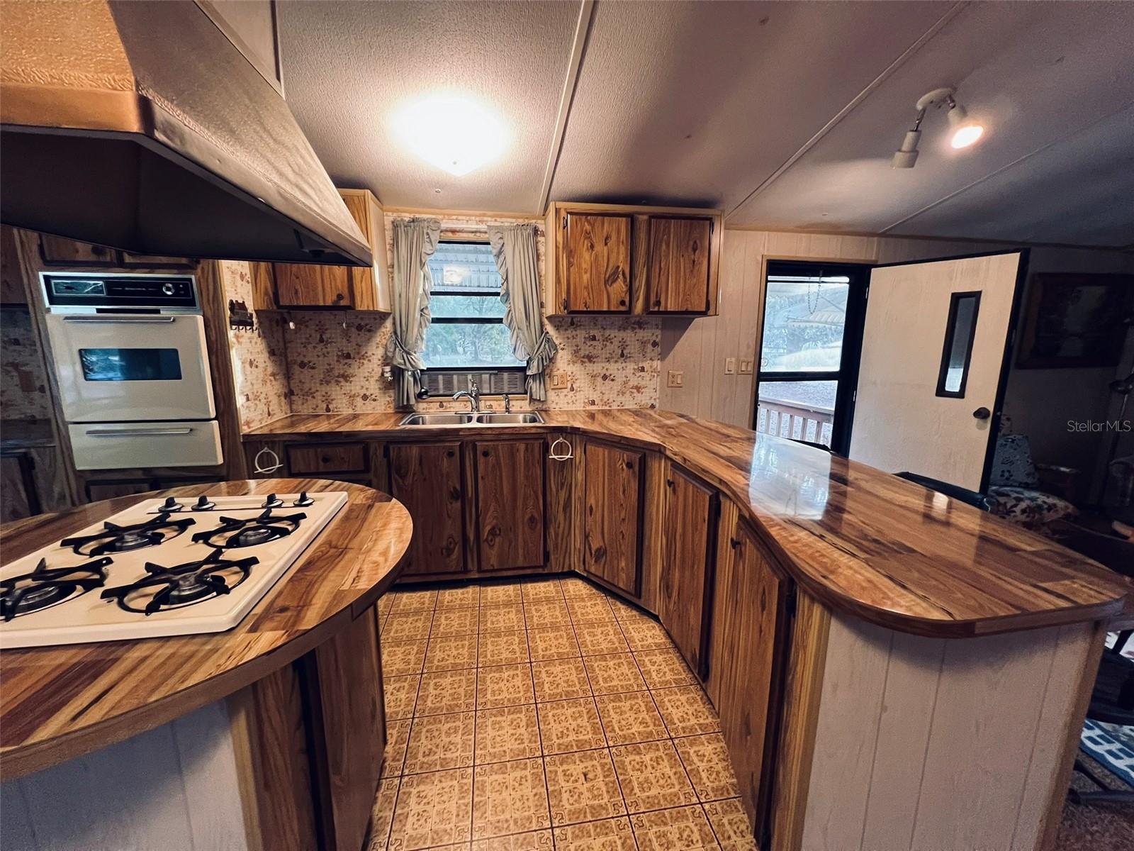 Image 6 of 22 For 7551 26th Street