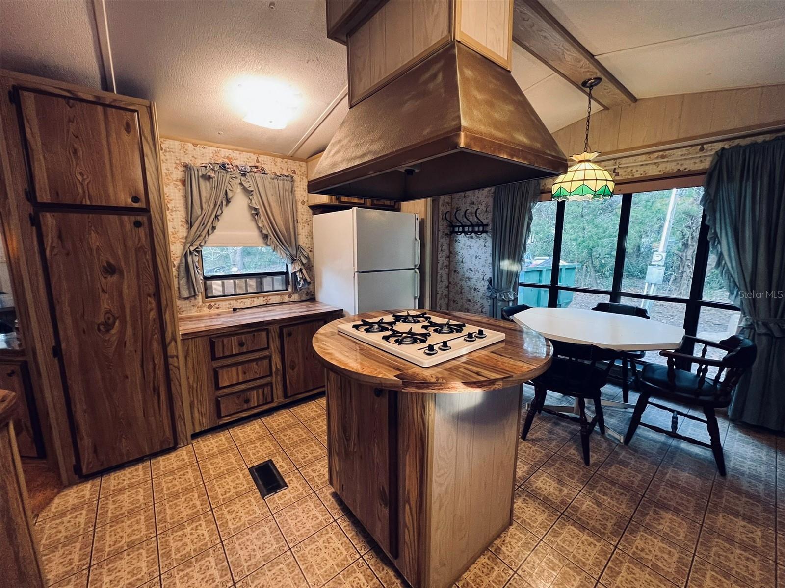 Image 7 of 22 For 7551 26th Street