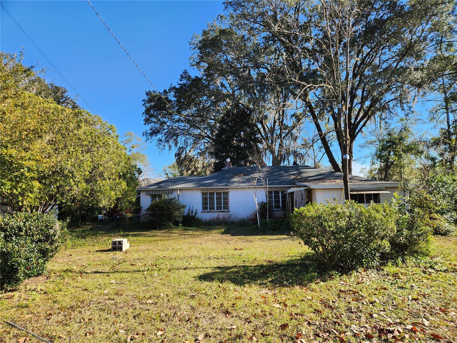 Listing Details for 1045 12th Avenue, GAINESVILLE, FL 32601