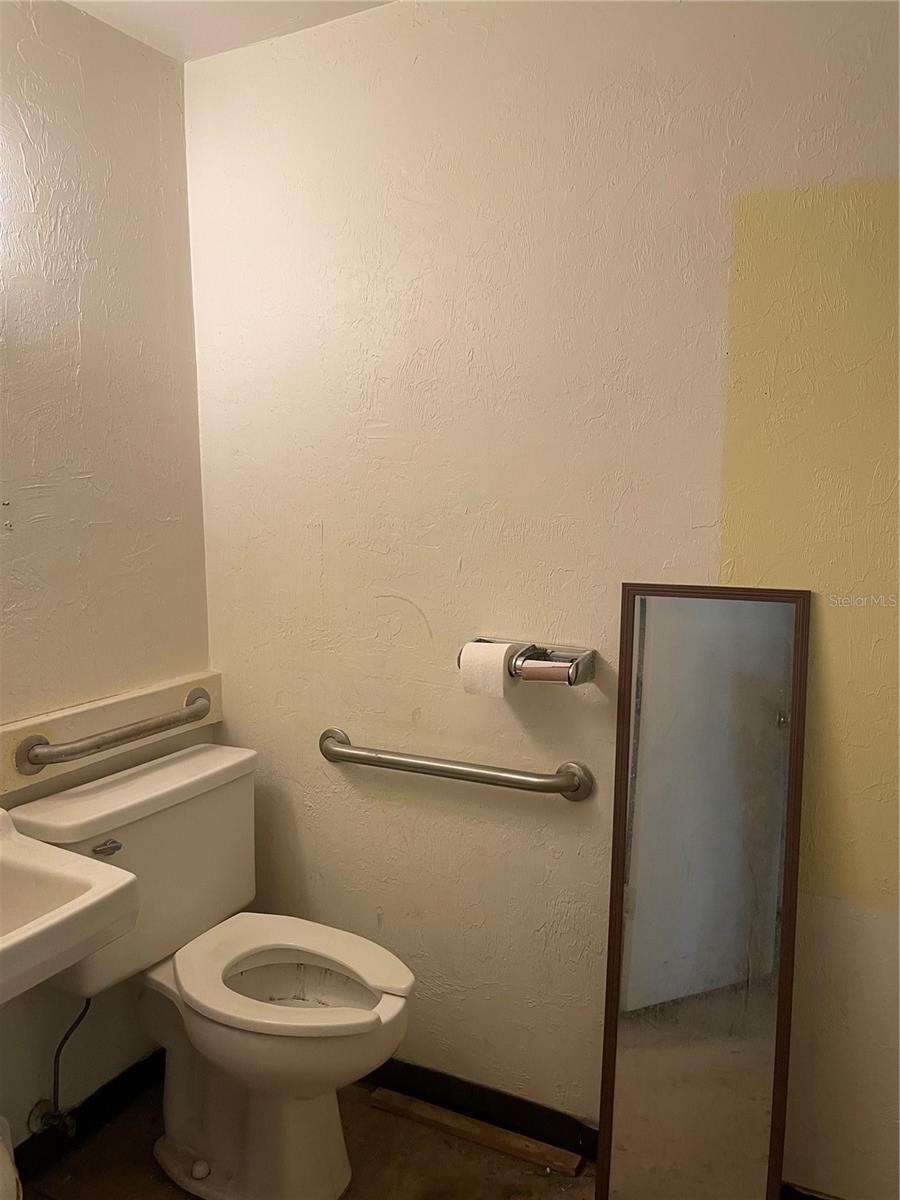 Image 25 of 29 For 501 23rd Avenue D