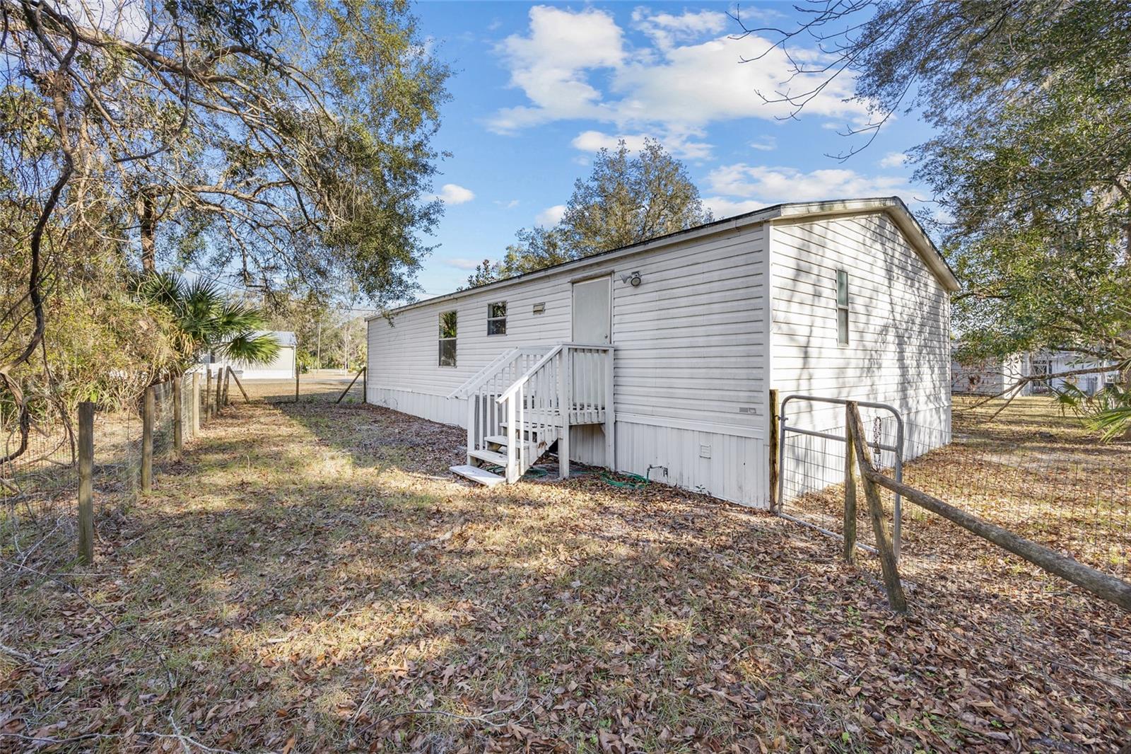 Image 18 of 20 For 11396 112th Pl