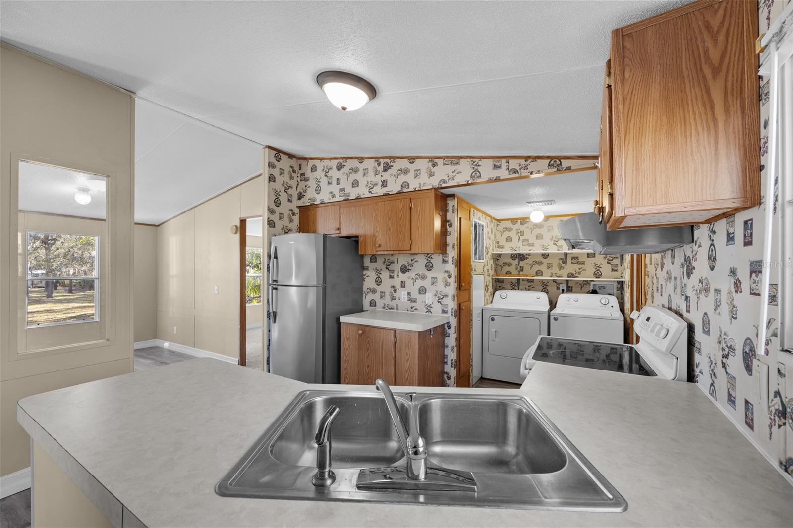 Image 6 of 20 For 11396 112th Pl