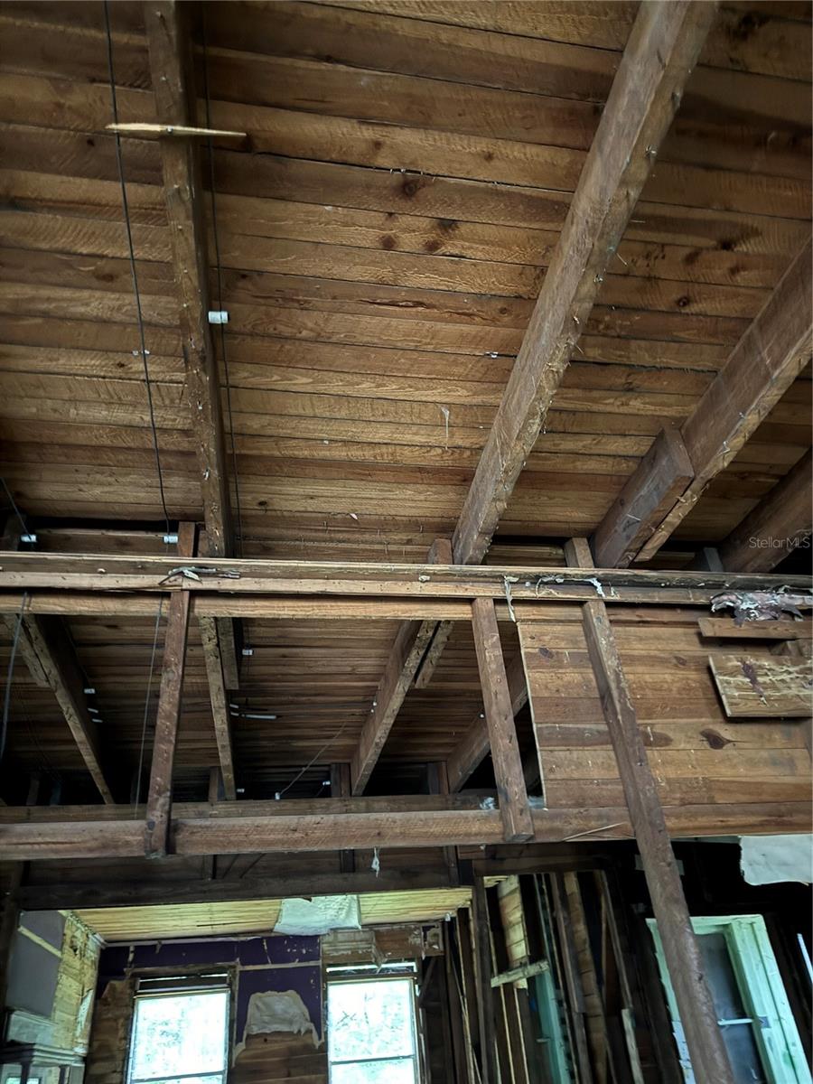 Image 12 of 20 For 708 Walnut Street