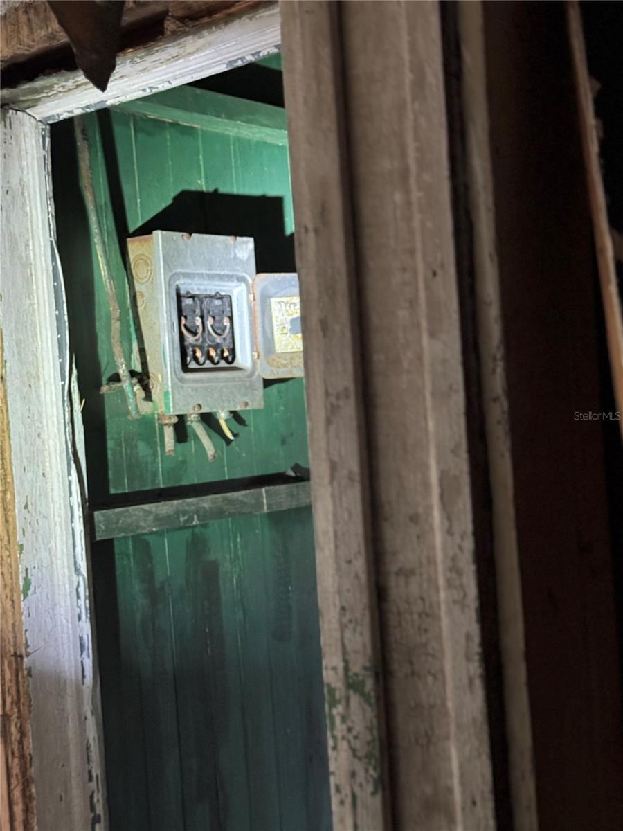 Image 19 of 20 For 708 Walnut Street