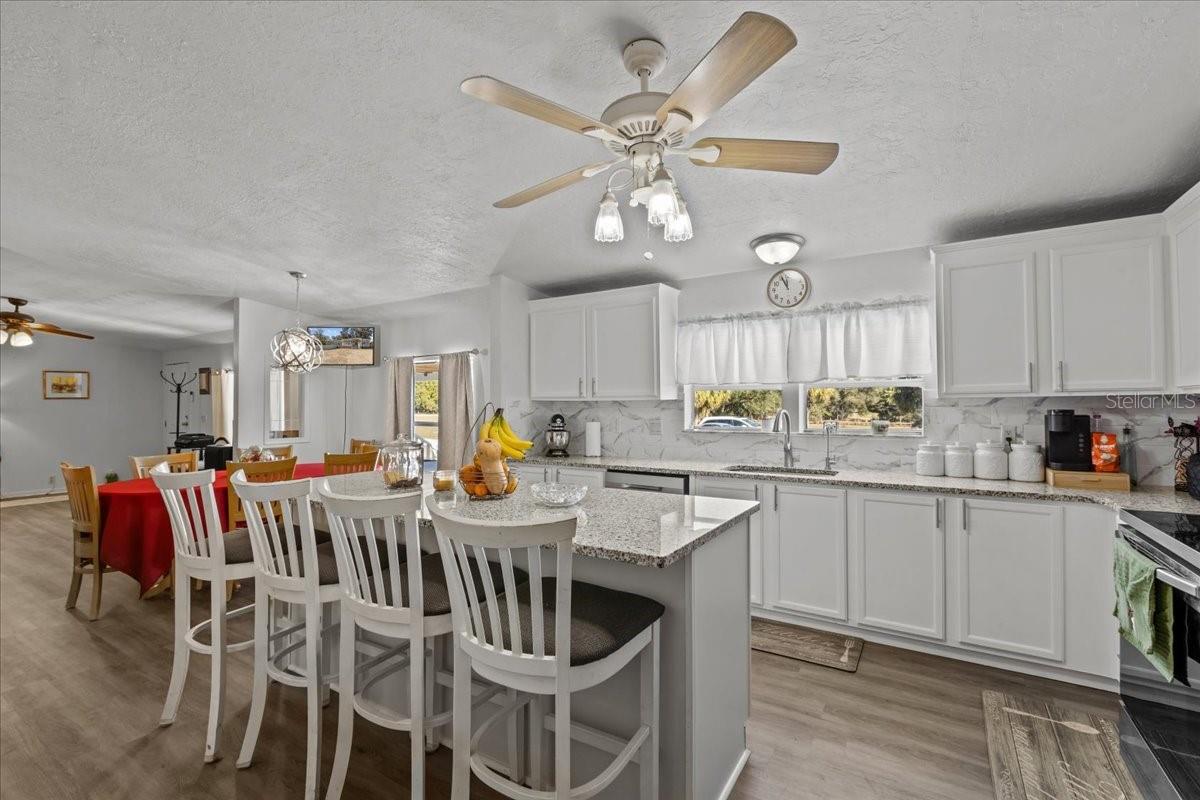 Image 7 of 53 For 6850 73rd Lane