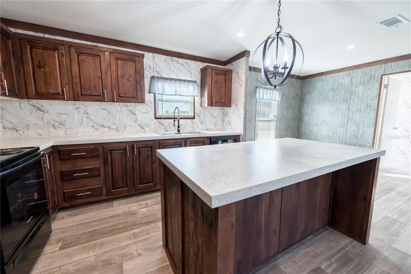 Image 13 of 46 For 9311 61st Avenue