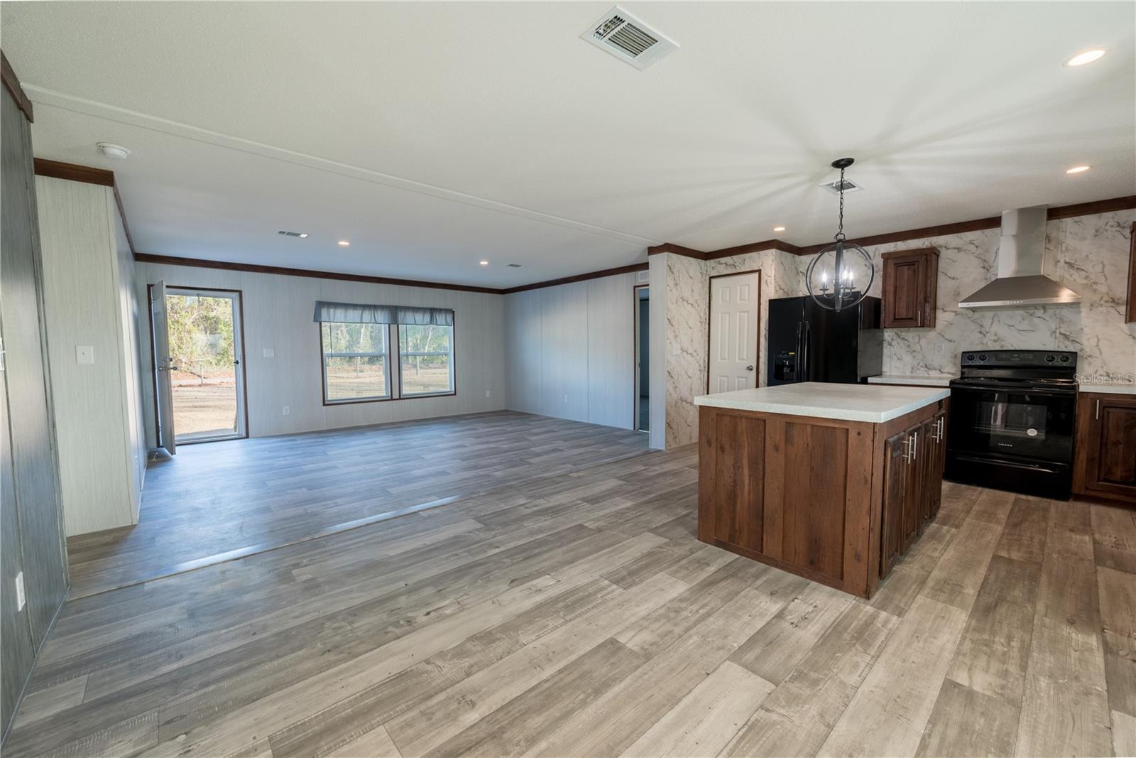 Image 14 of 46 For 9311 61st Avenue