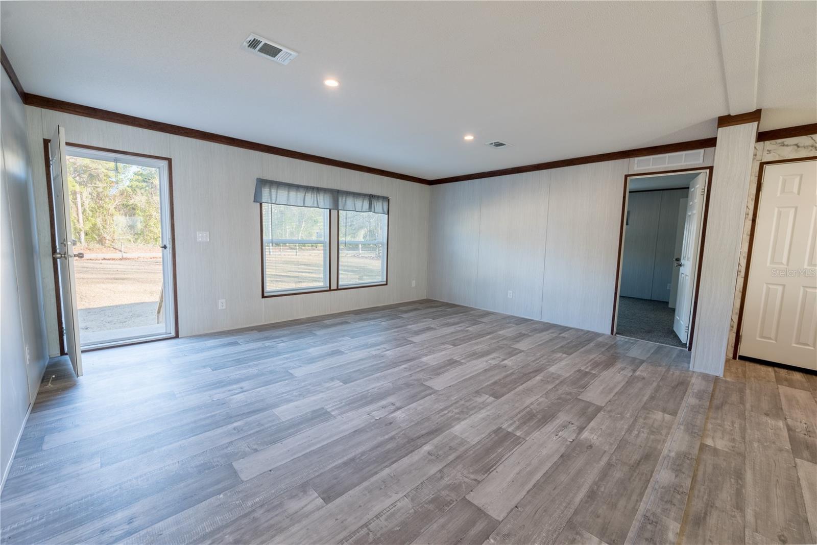 Image 15 of 46 For 9311 61st Avenue