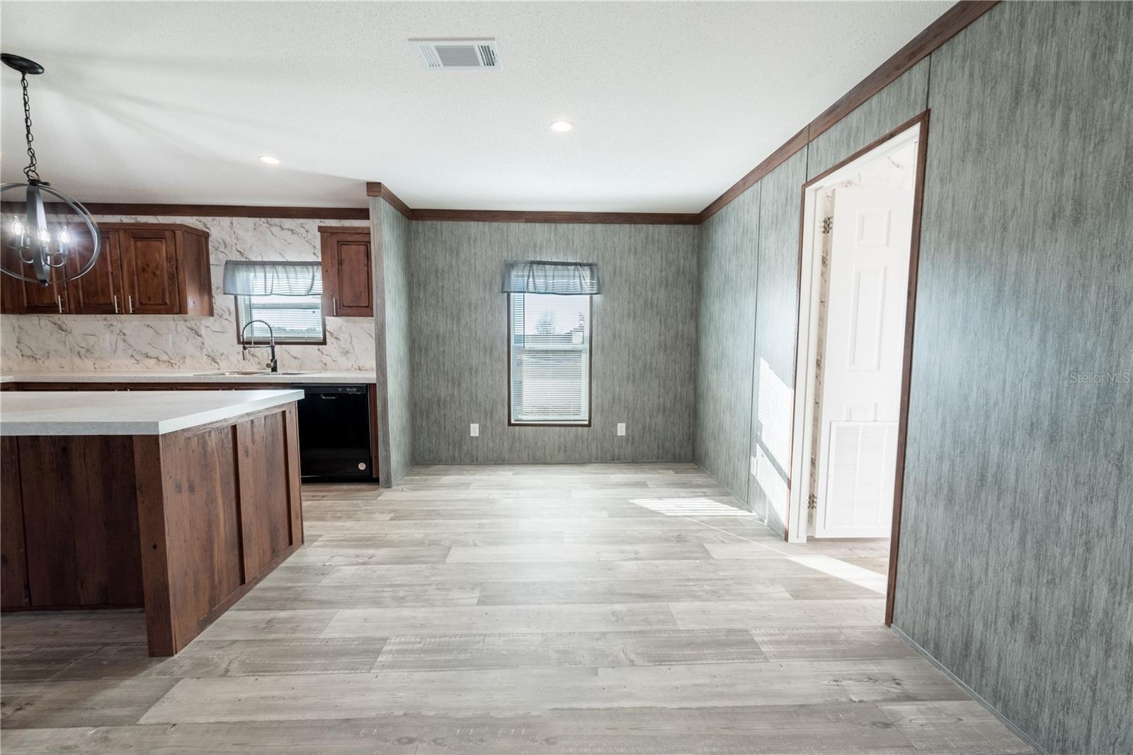 Image 9 of 46 For 9311 61st Avenue