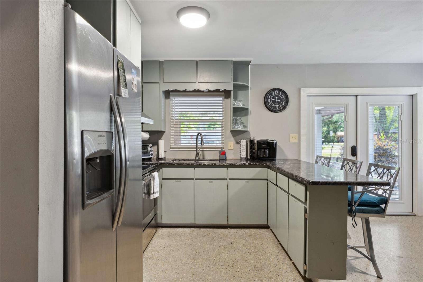 Image 16 of 33 For 4205 21st Terrace