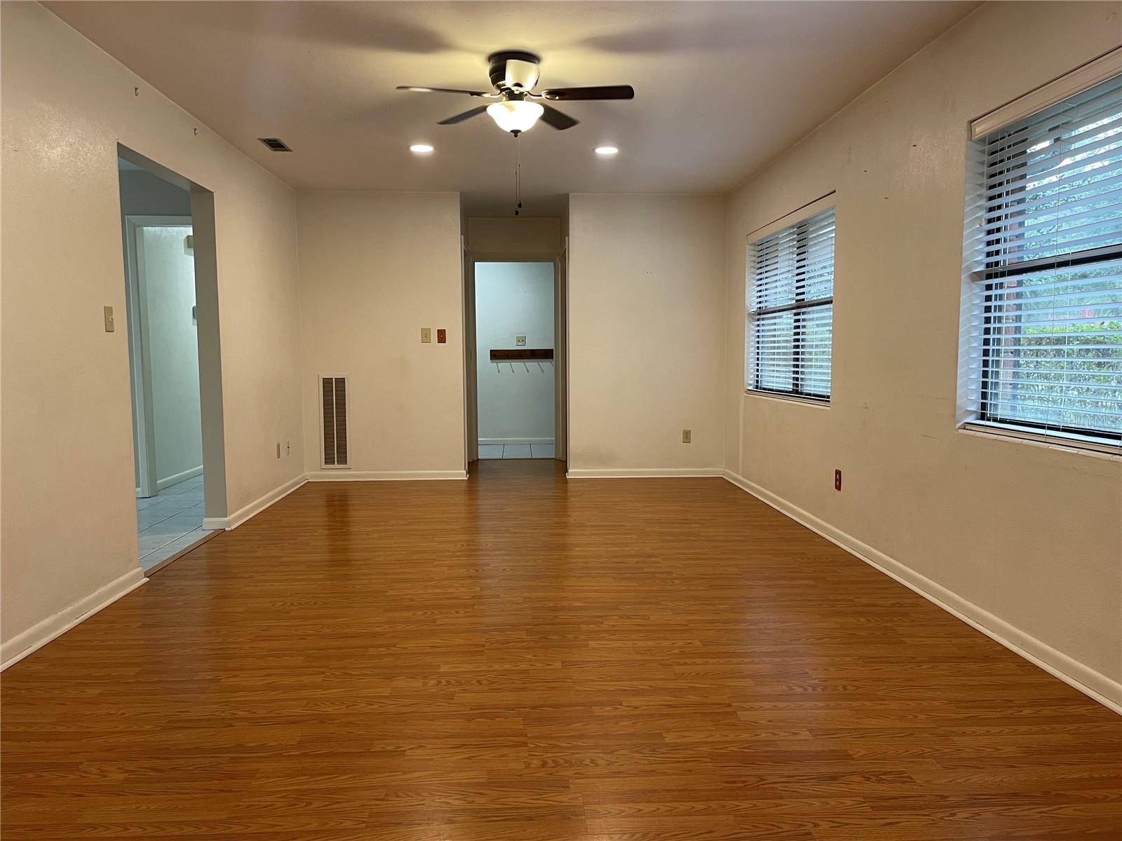 Image 11 of 19 For 7629 8th Avenue
