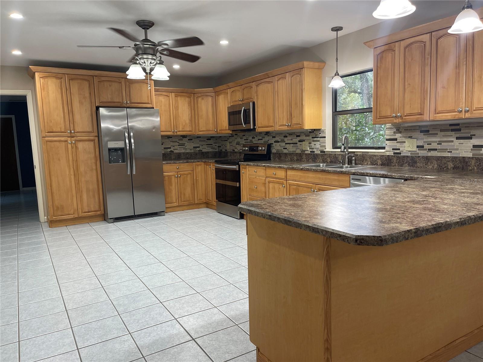 Image 7 of 19 For 7629 8th Avenue