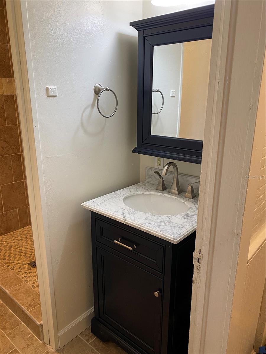 Image 3 of 9 For 901 3rd Avenue