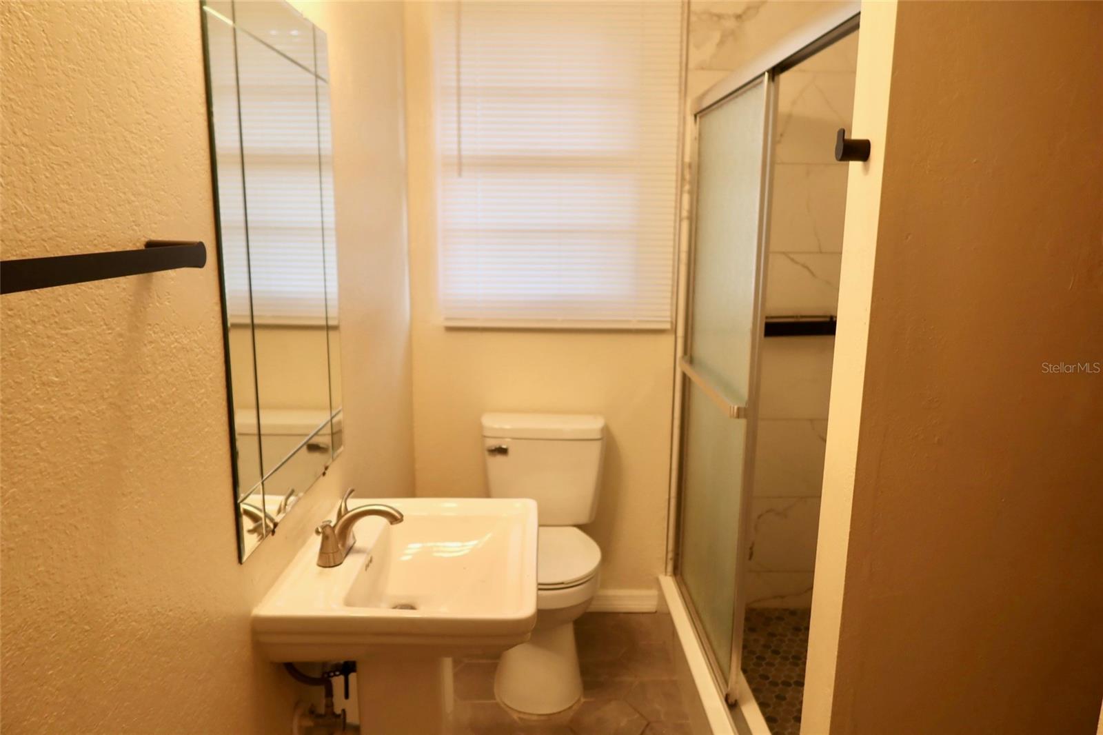 Image 11 of 11 For 2704 1st Avenue