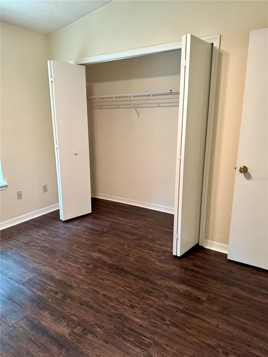 Image 19 of 25 For 331 50th Boulevard K