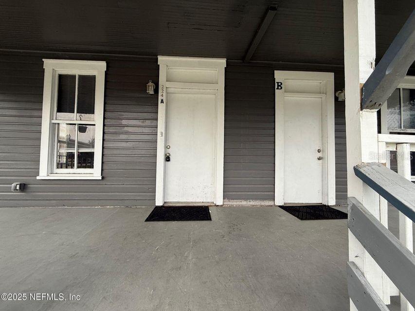 Image 4 of 16 For 224 Thompson Street